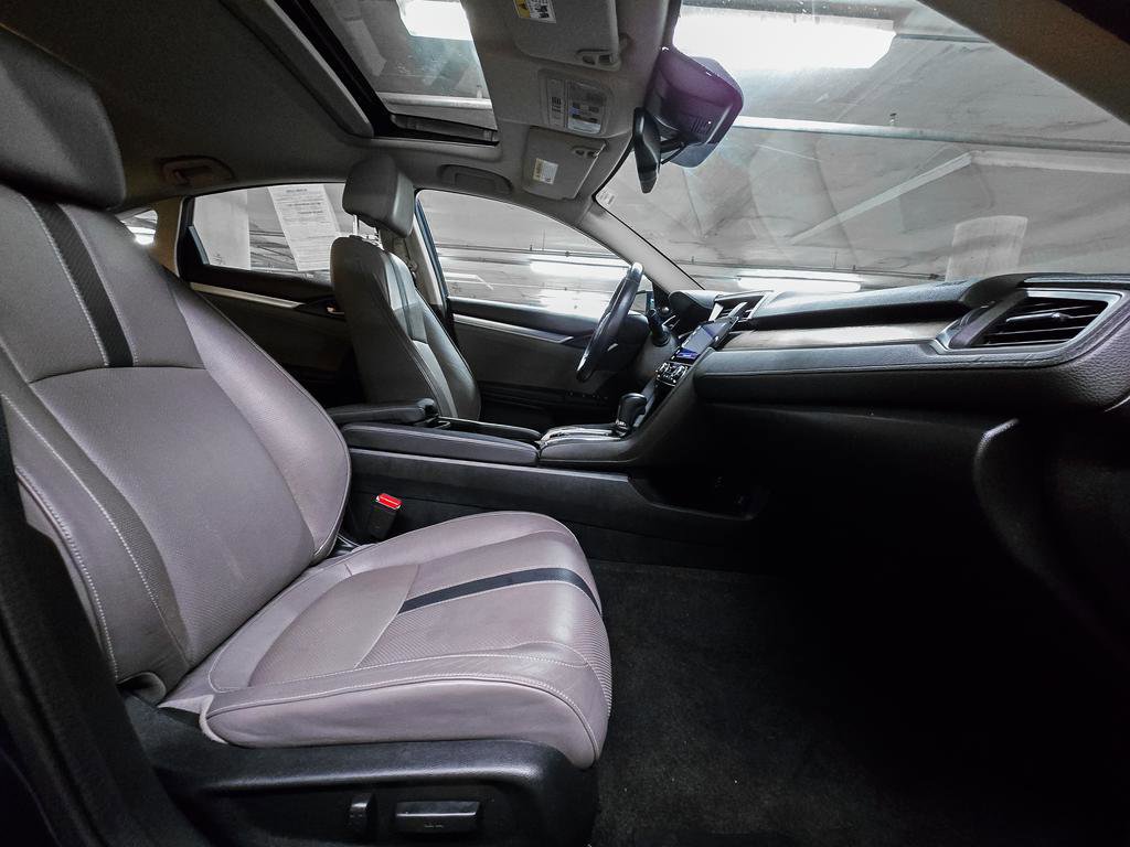 Used 2016 Honda Civic Touring image 35