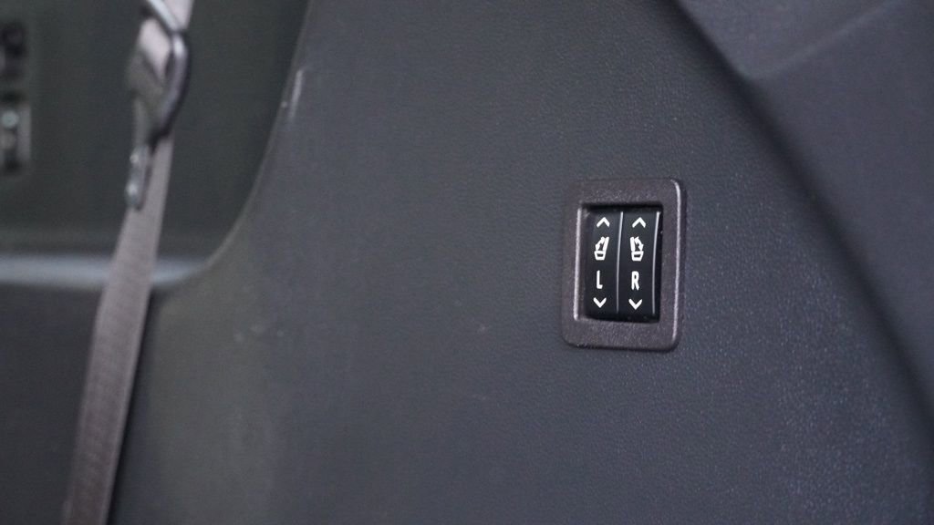 Used 2020 Buick Enclave Avenir w/ Avenir Technology Package image 47