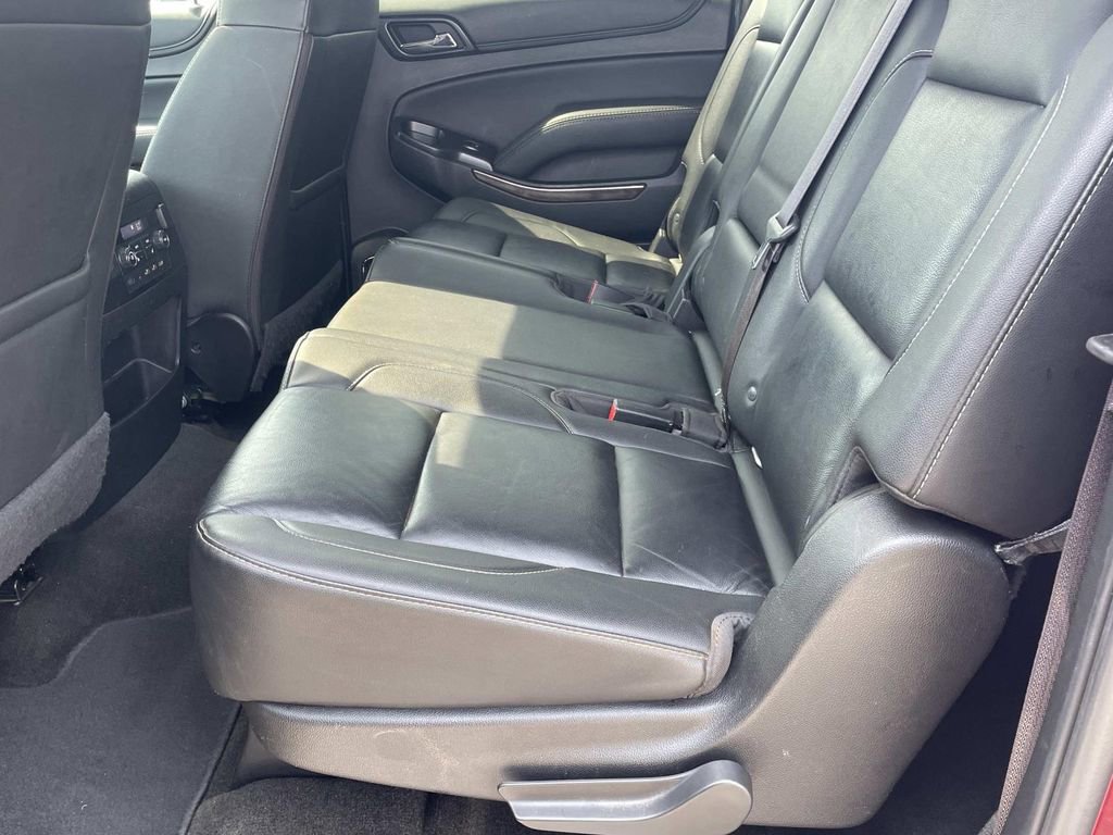 Used 2017 Chevrolet Suburban LT image 15
