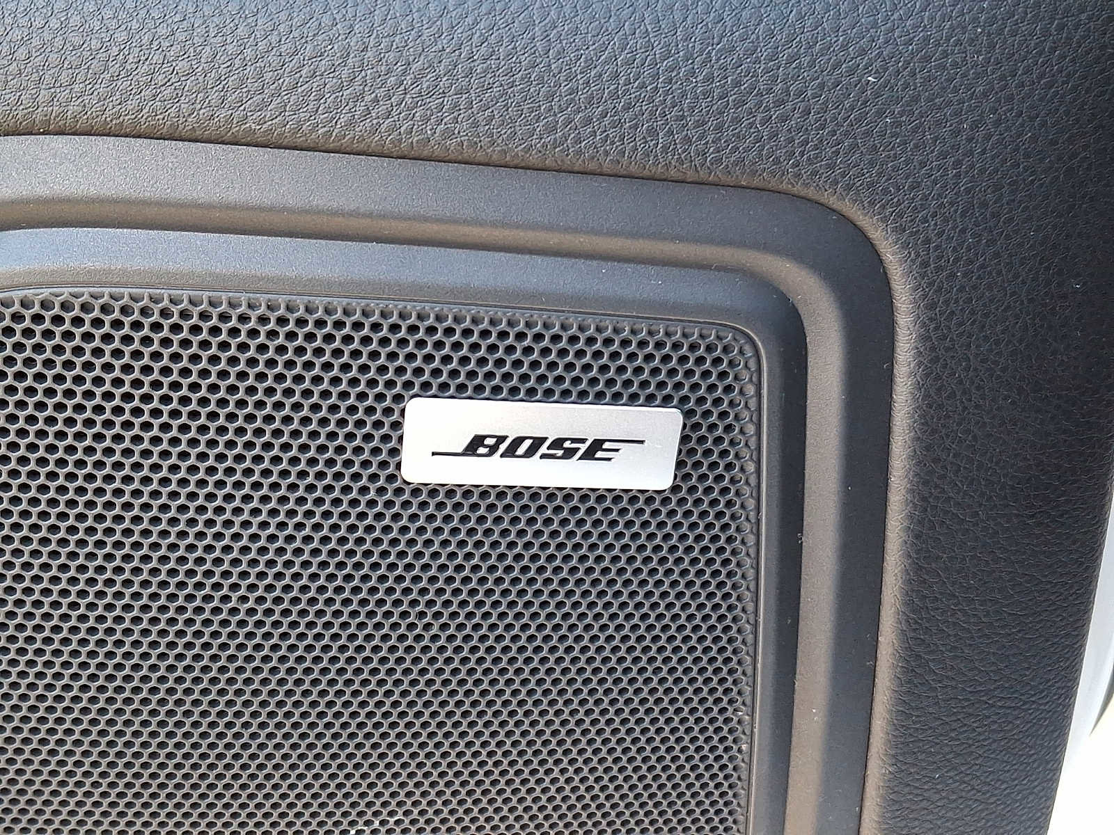 Used 2022 Porsche Macan image 24