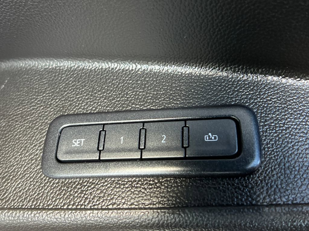 Used 2019 Chevrolet Tahoe LT image 29