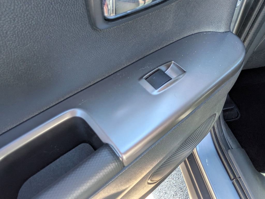 Used 2025 Mitsubishi Outlander Sport SE AWD/4WD image 23