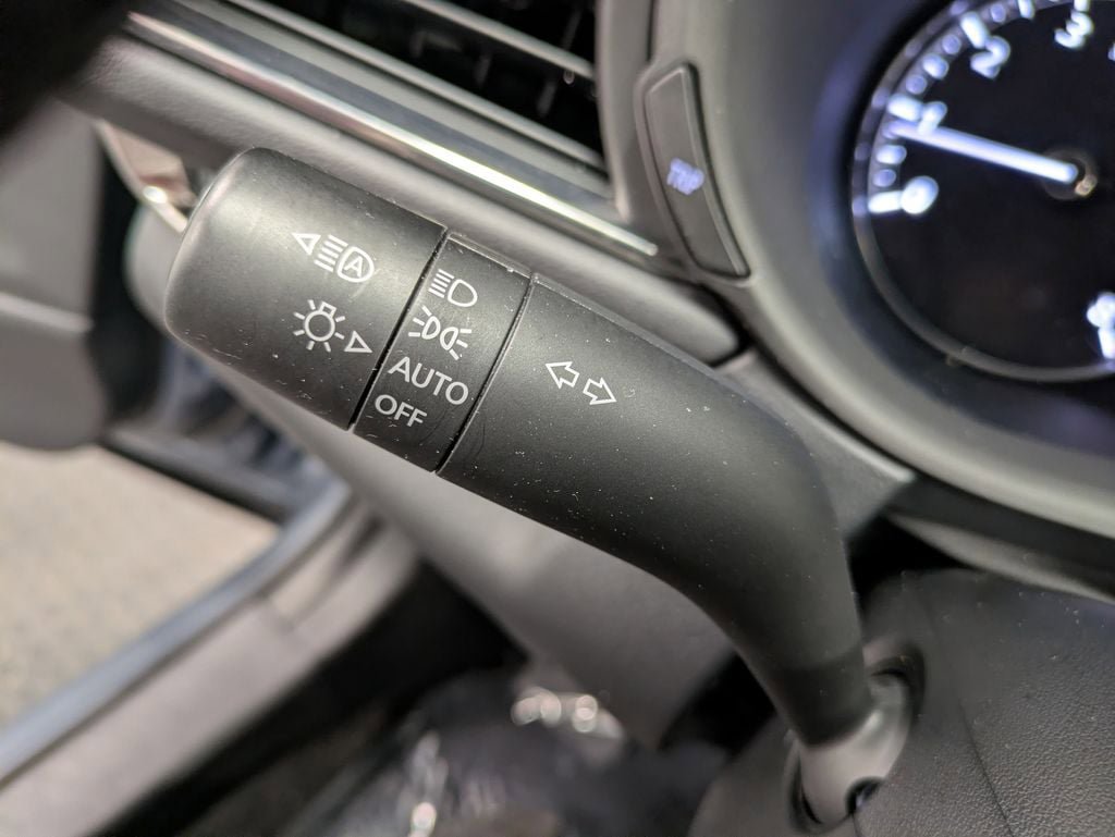 Certified 2023 MAZDA CX-30 AWD 2.5 S w/ Preferred Package image 19