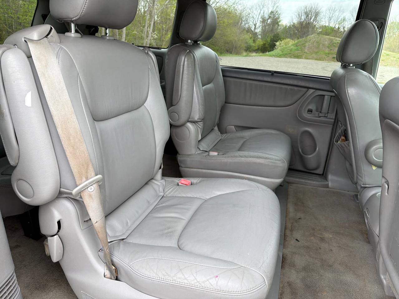 Used 2004 Toyota Sienna FWD image 24