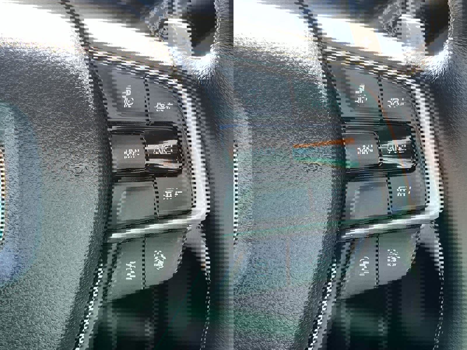 Used 2018 Honda Accord Touring image 29