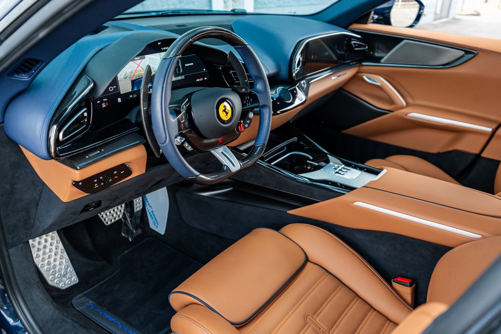 Used 2025 Ferrari Purosangue image 31