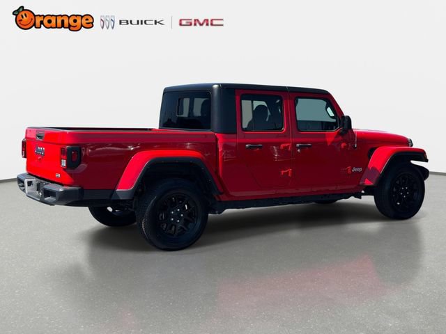 Used 2023 Jeep Gladiator Overland image 3
