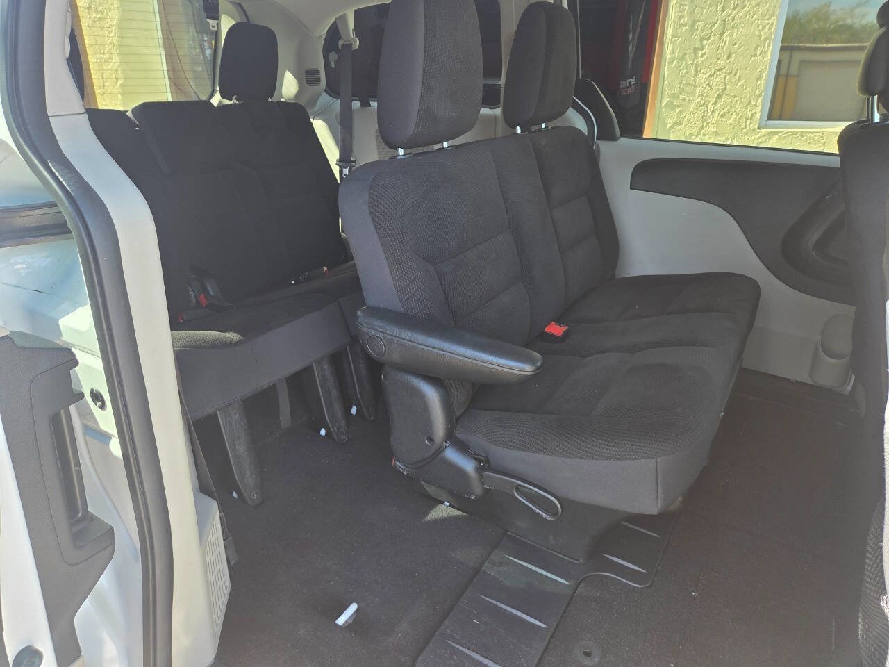 Used 2017 Dodge Grand Caravan SE w/ Power Window Group image 17