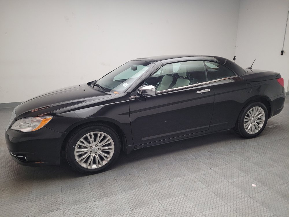 Used 2014 Chrysler 200 Limited image 2