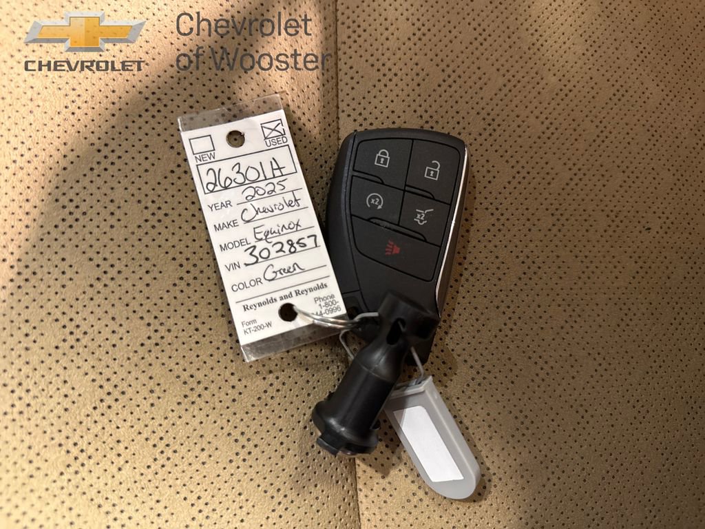 Used 2025 Chevrolet Equinox ACTIV image 23