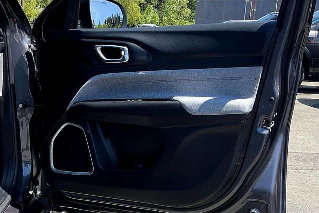 New 2024 Jeep Compass Latitude image 25