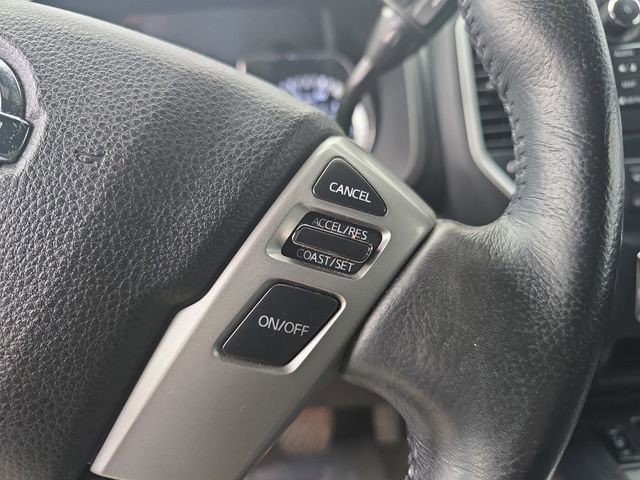 Used 2019 Nissan Titan SL w/ Midnight Edition AWD/4WD image 41