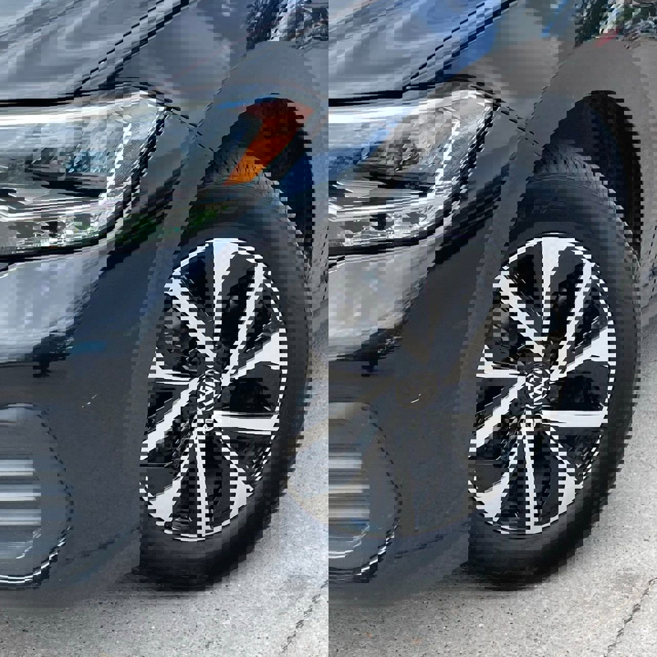 Used 2024 Volkswagen Jetta S FWD image 8