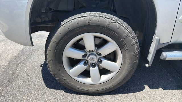 Used 2011 Nissan Titan SV w/ Tow Pkg AWD/4WD image 9