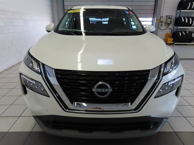 Used 2023 Nissan Rogue SV image 18