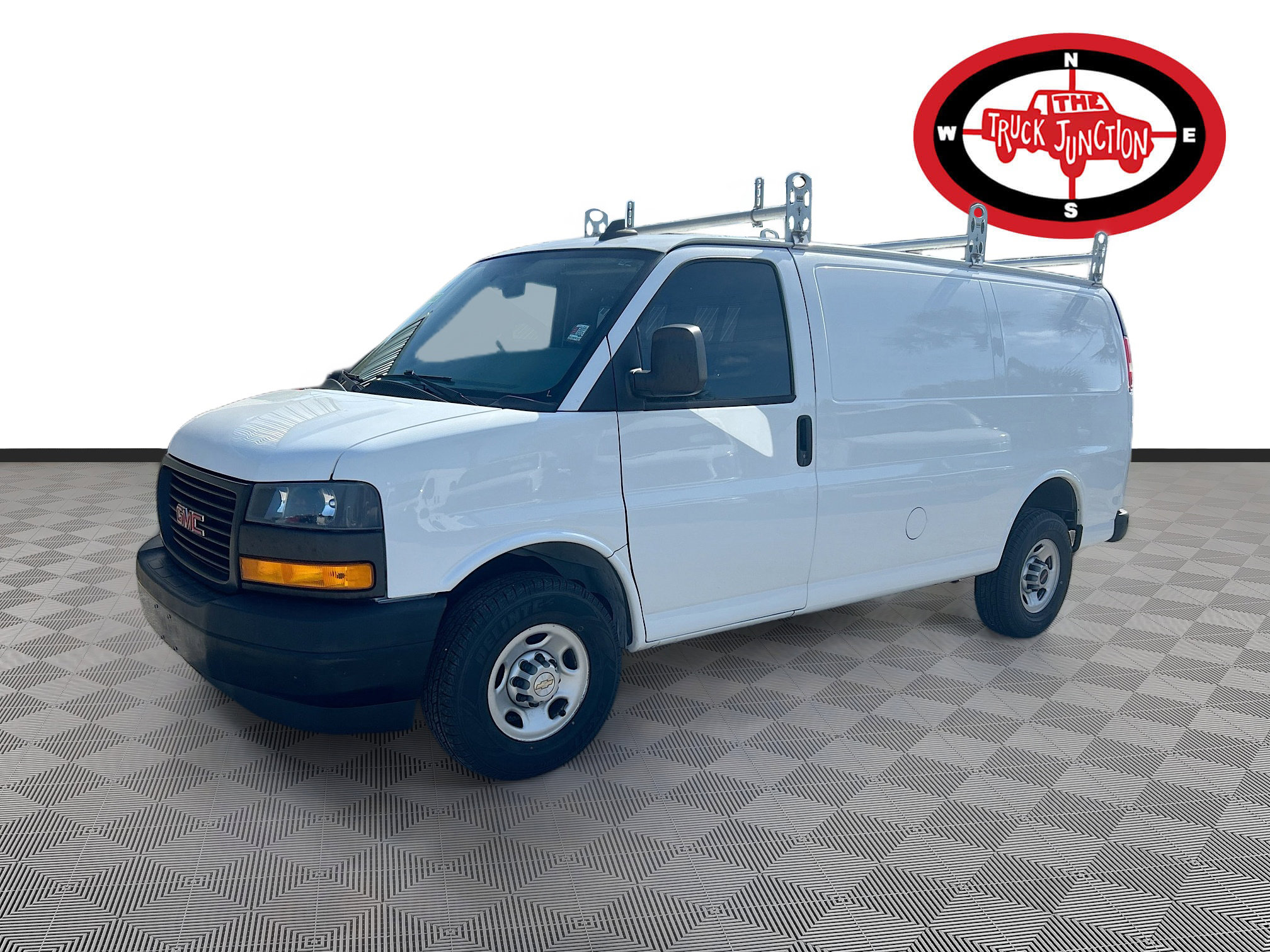 Used 2021 GMC Savana 2500 w/ Driver Convenience Package RWD image 3