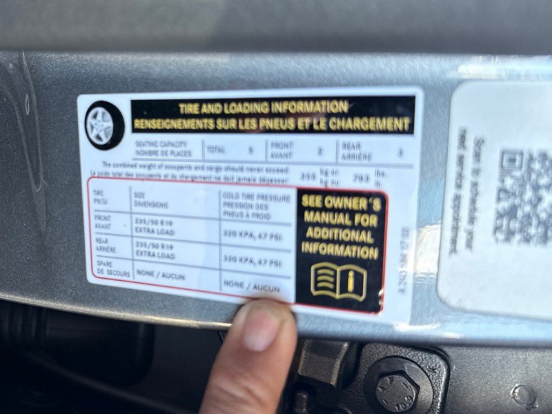 Used 2022 Mercedes-Benz EQB 300 4MATIC image 41