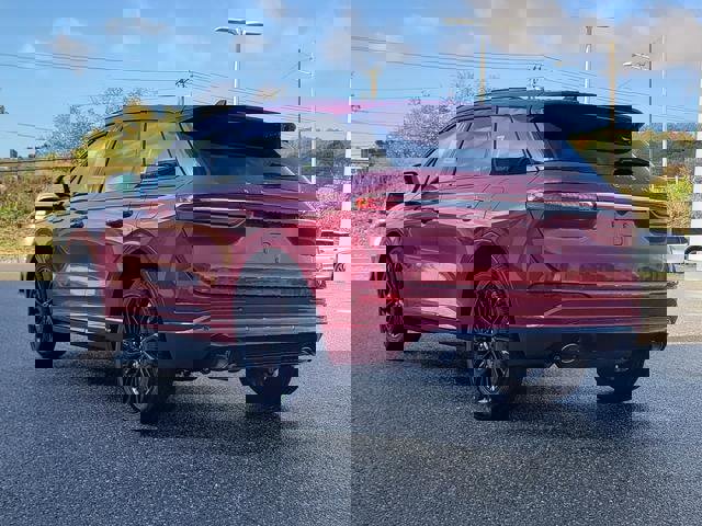 New 2026 Lincoln Corsair Premiere image 6