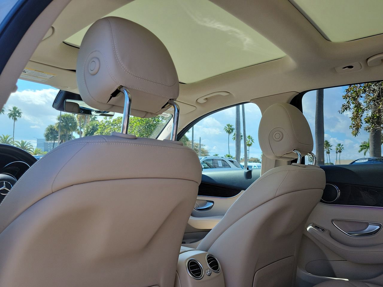 Certified 2022 Mercedes-Benz GLC 300 image 12