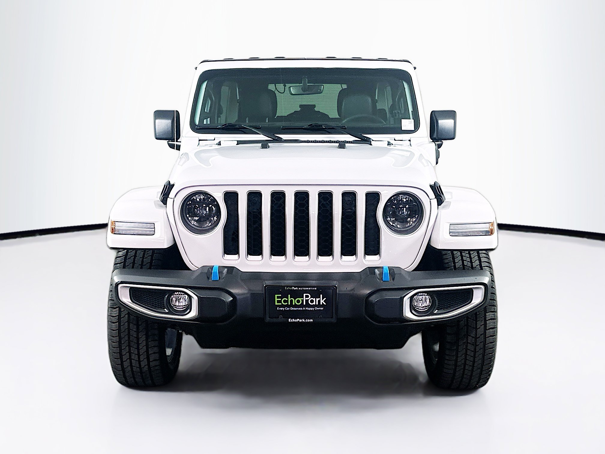 Used 2023 Jeep Wrangler Unlimited Sahara w/ Cold Weather Group AWD/4WD image 2