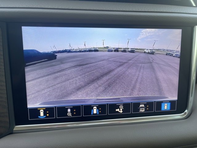 Used 2021 GMC Yukon Denali w/ Denali Premium Package image 28