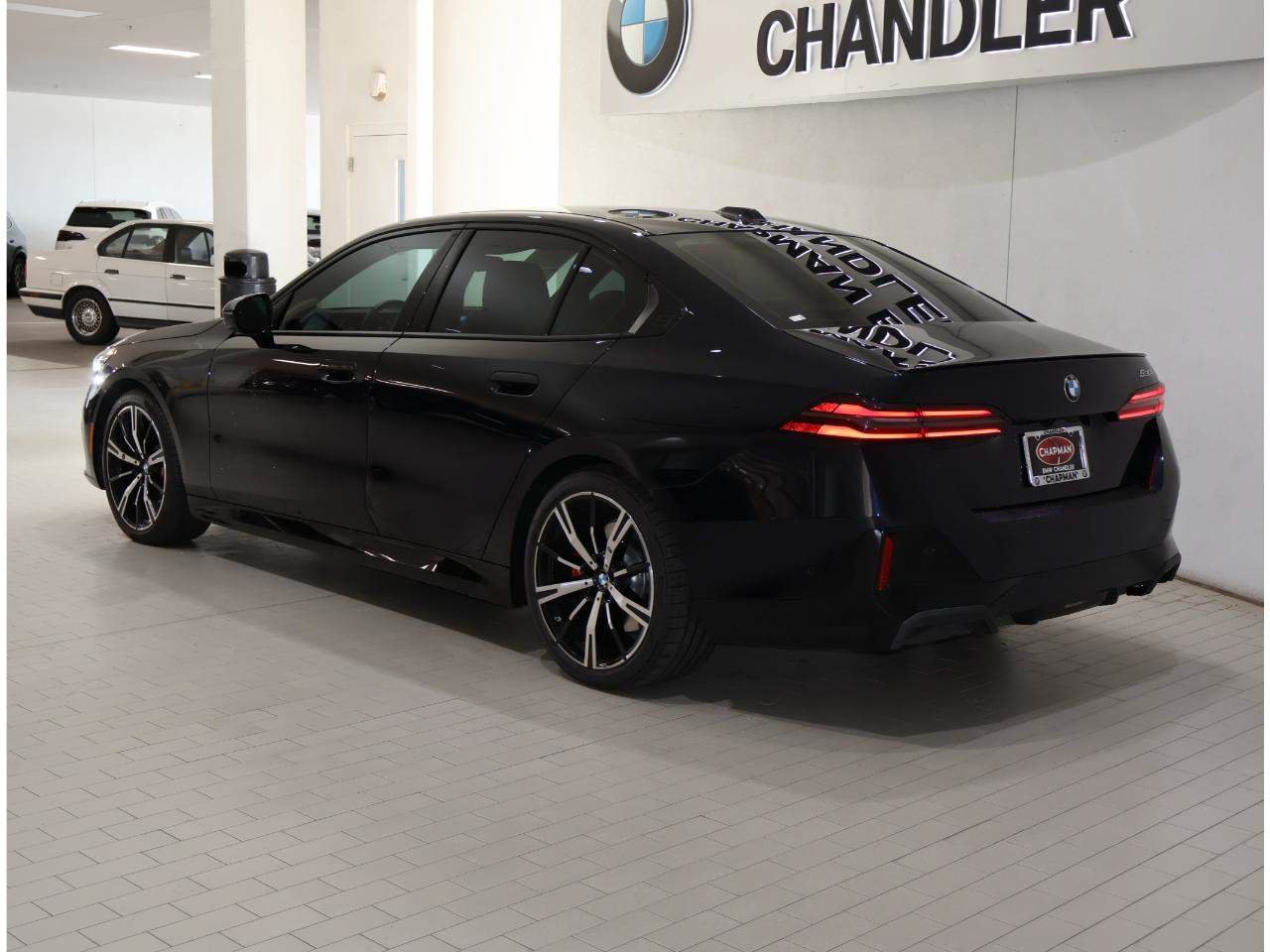 Used 2024 BMW 530i w/ M Sport Package RWD image 5
