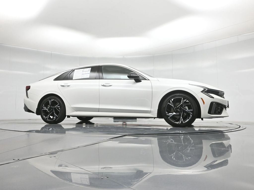 Used 2025 Kia K5 GT-Line w/ GT-Line Premium Package AWD/4WD image 4