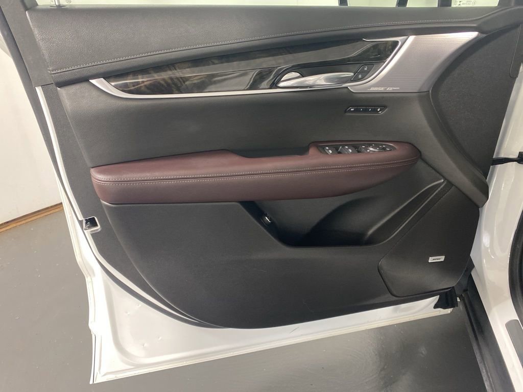 Used 2021 Cadillac XT6 Premium Luxury AWD/4WD image 25