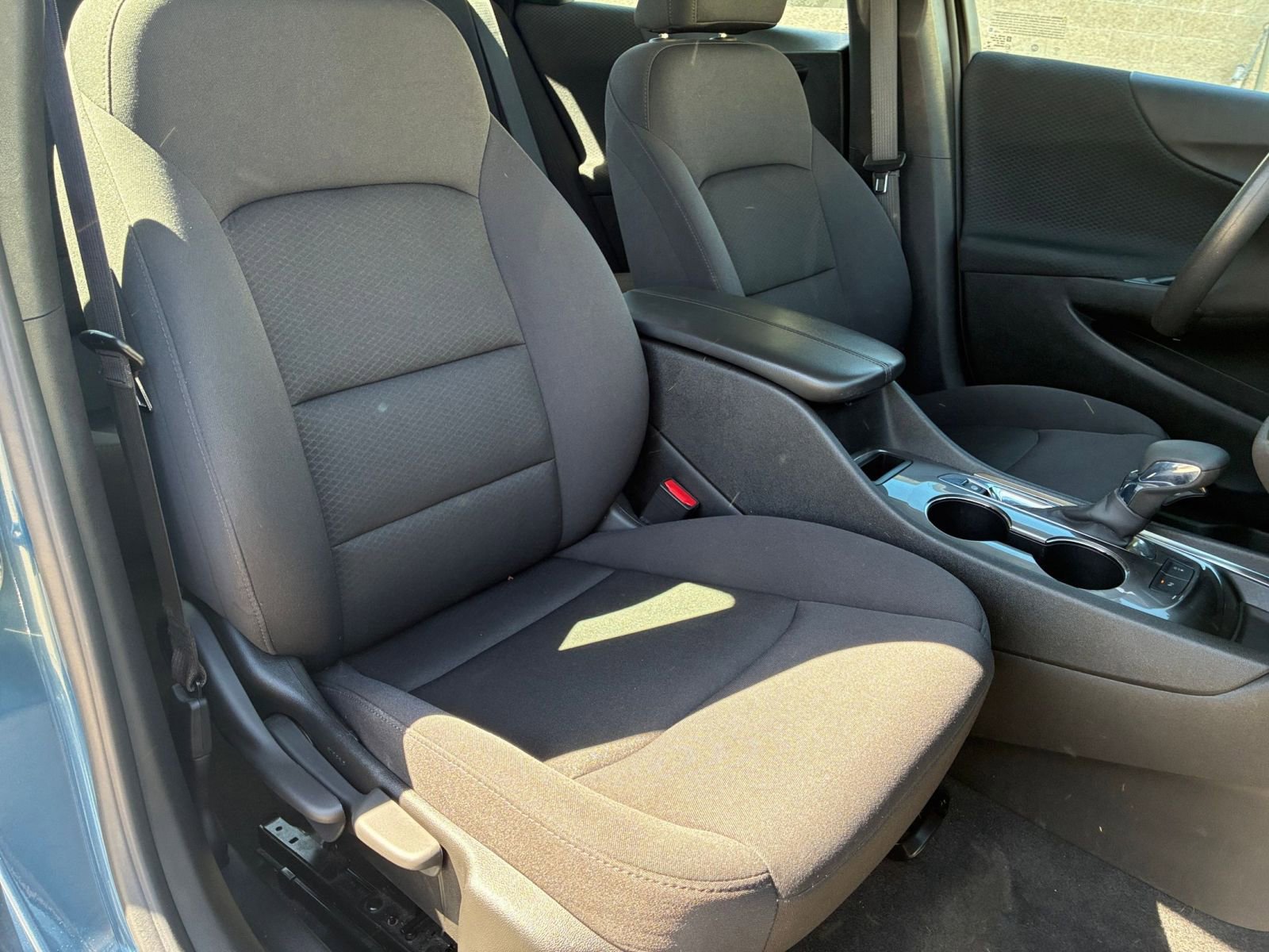 Used 2024 Chevrolet Malibu LT image 37