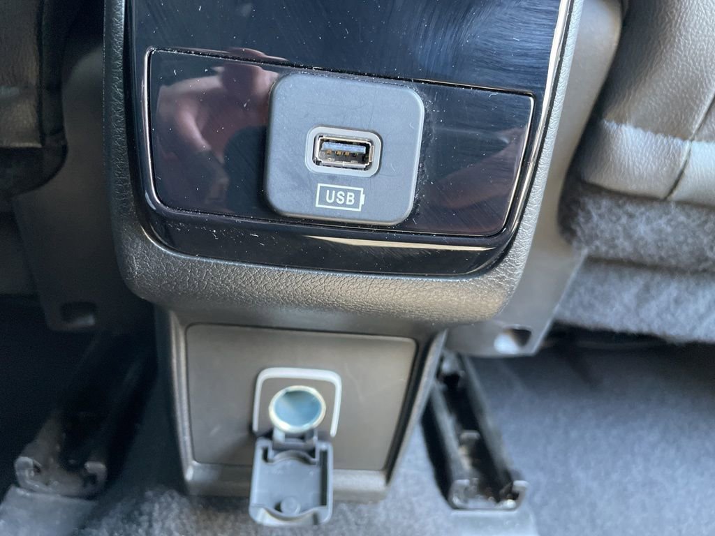 Used 2025 Jeep Compass Latitude image 36