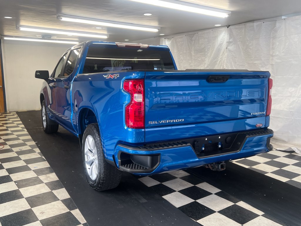 Used 2023 Chevrolet Silverado 1500 Custom AWD/4WD image 10