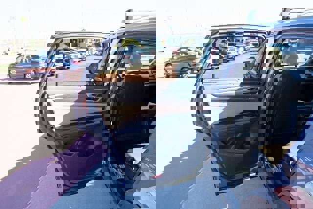 New 2026 Volkswagen Atlas Cross Sport SE image 12