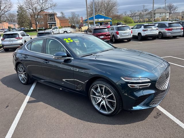 Used 2025 Genesis G70 2.5T image 29
