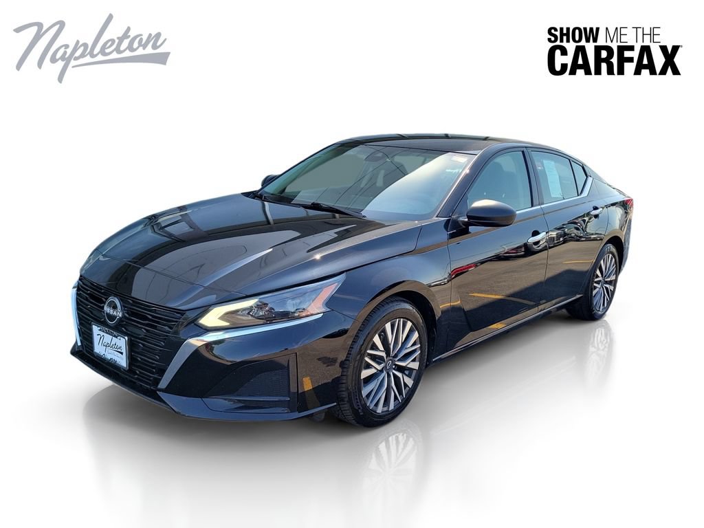 Used 2024 Nissan Altima 2.5 SV