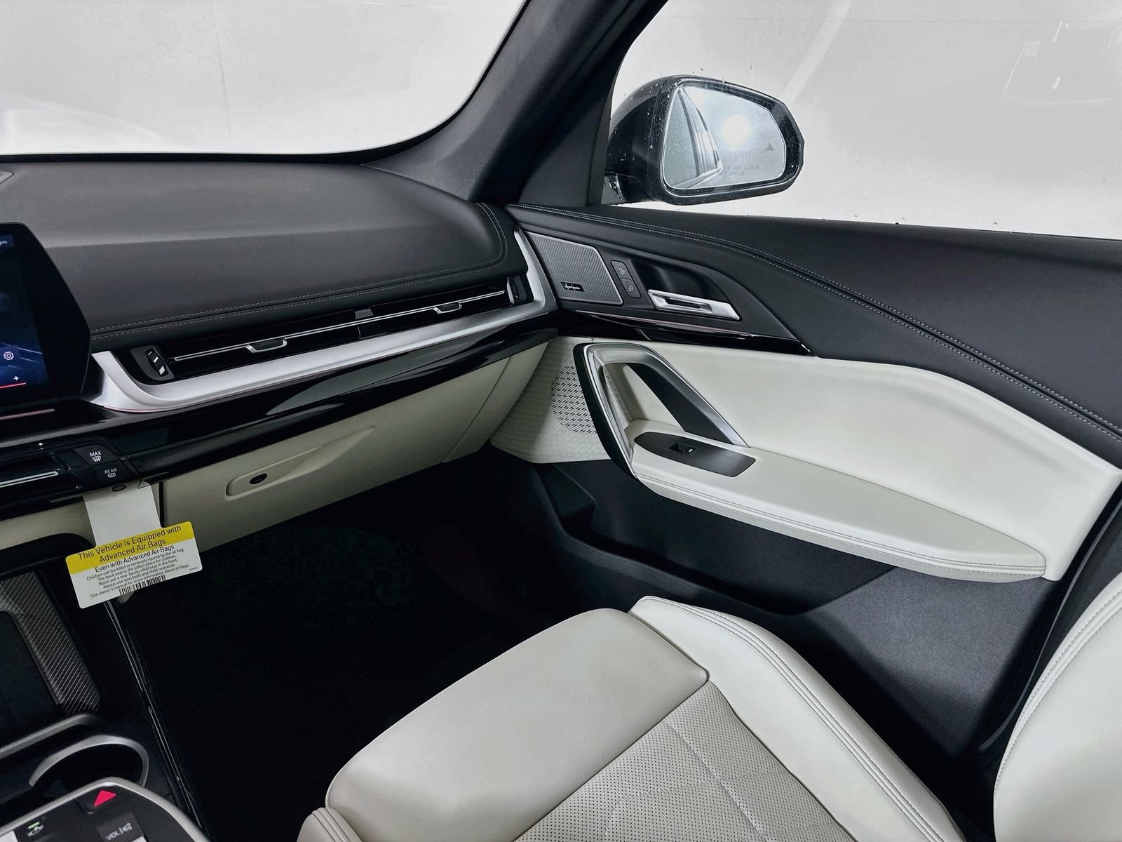 New 2027 BMW X1 xDrive28i AWD/4WD image 23