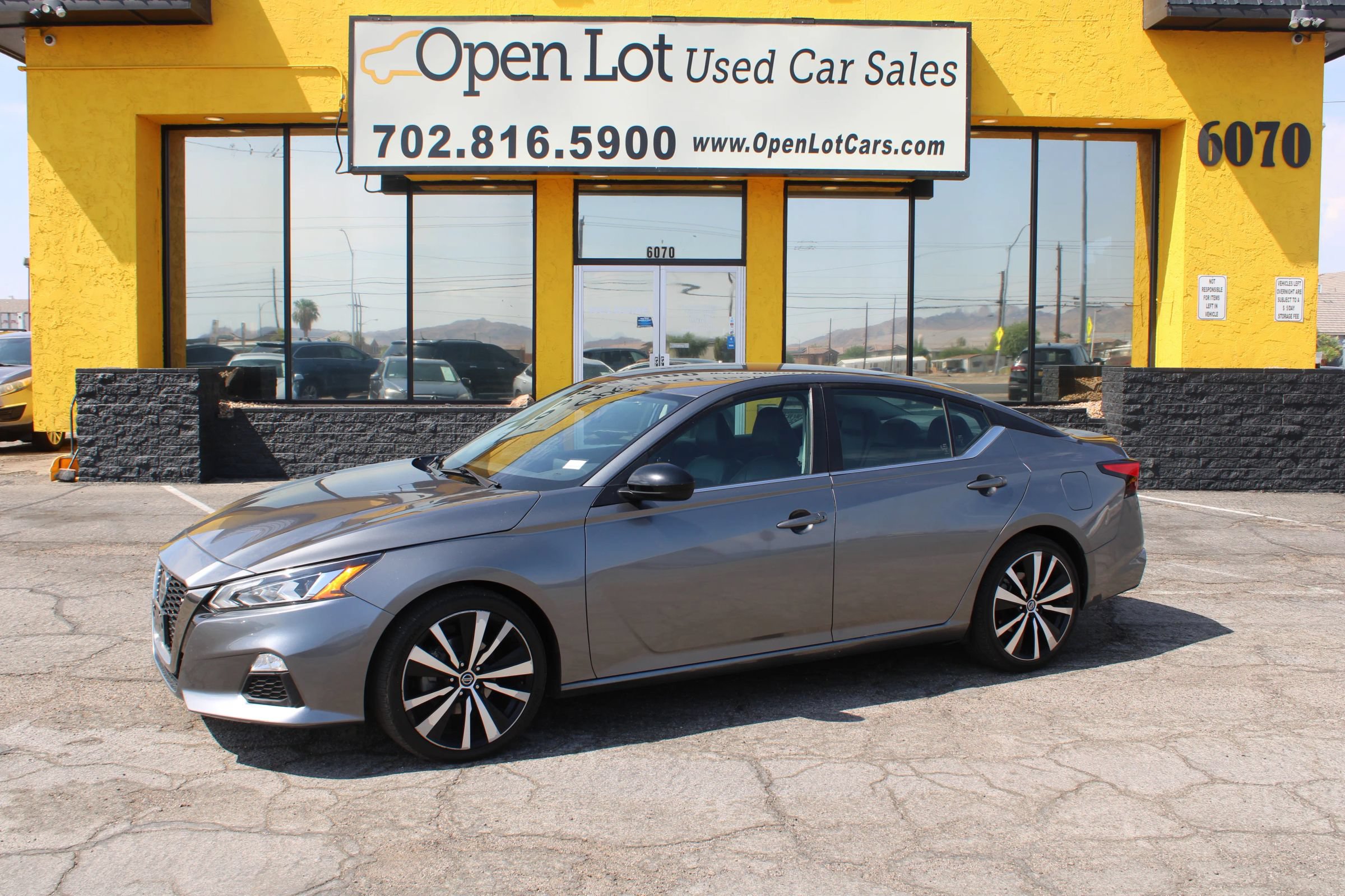 Used 2021 Nissan Altima 2.5 SR FWD image 1