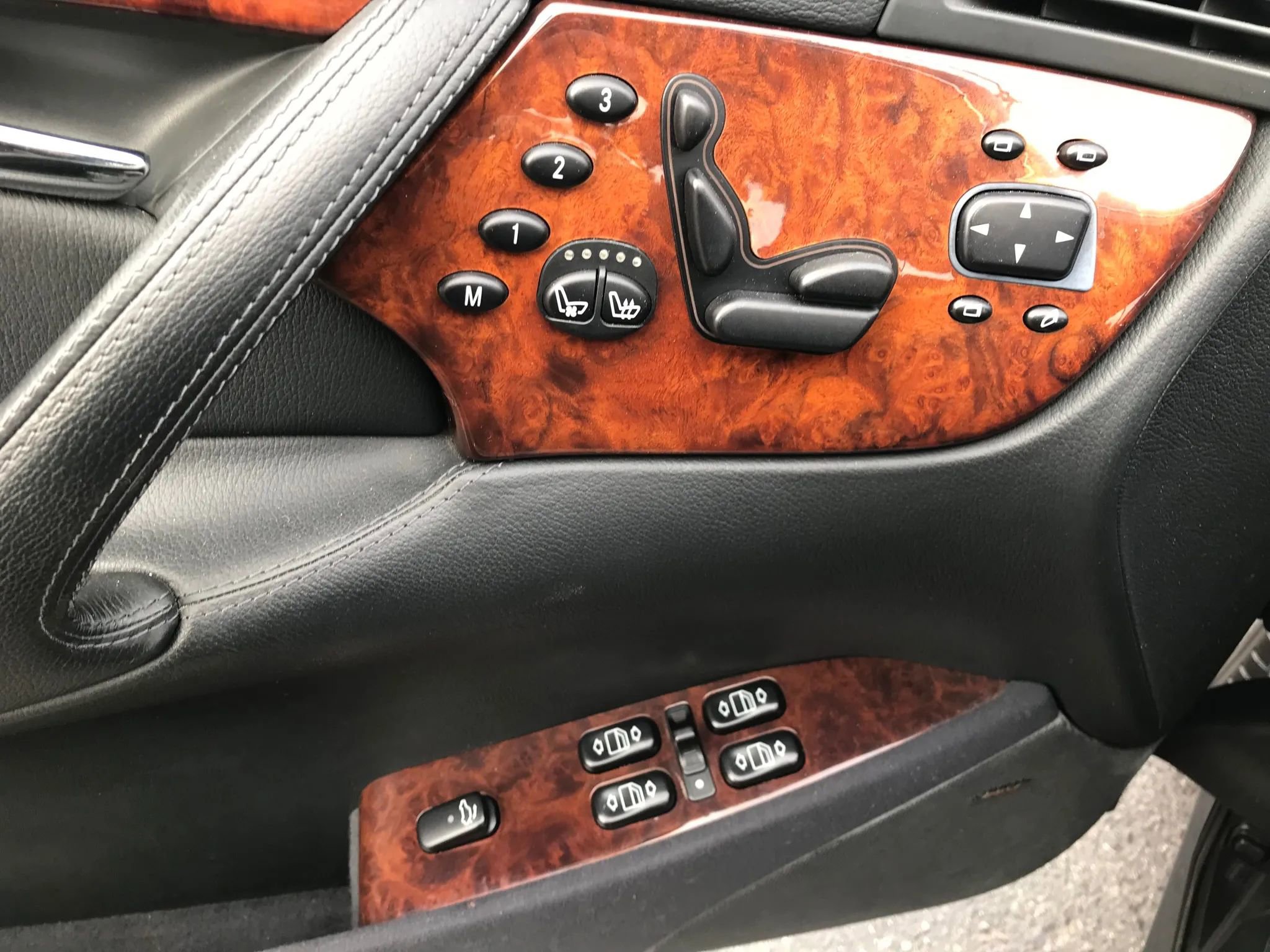 Used 2002 Mercedes-Benz CL 500 image 12