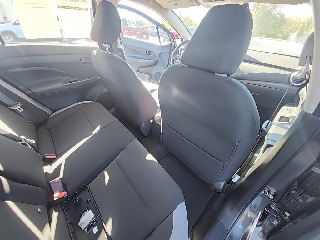 Used 2025 Nissan Versa S w/ S Plus Package image 19