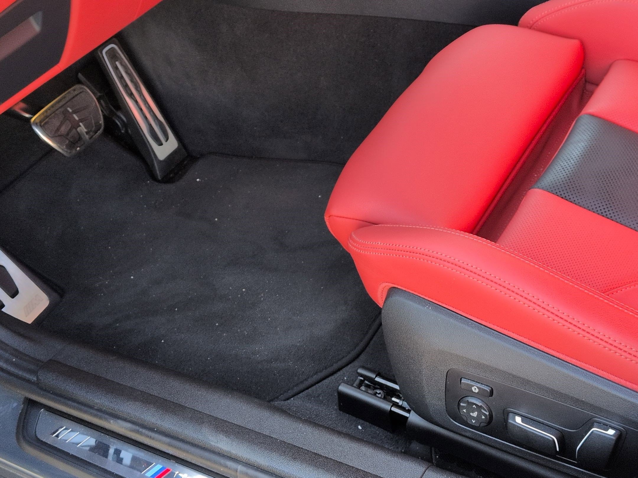 Used 2024 BMW M3 Competition w/ Executive Package image 17