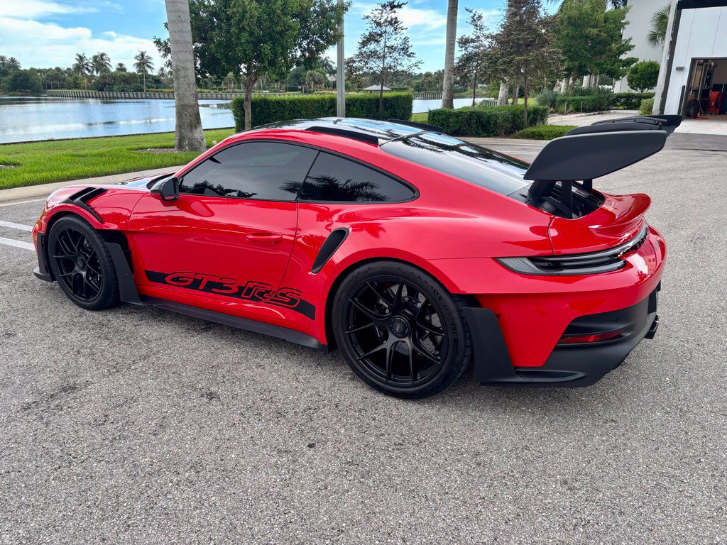 Used 2024 Porsche 911 GT3 RS RWD image 9