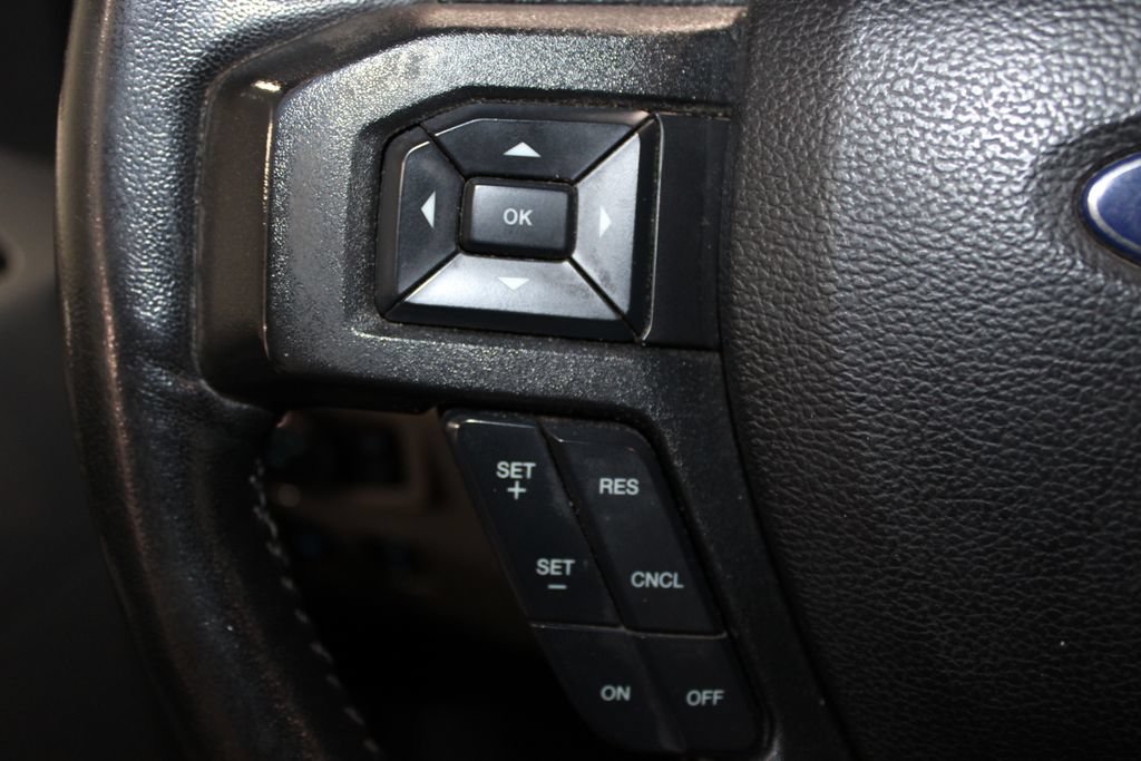 Used 2020 Ford F150 XLT w/ Equipment Group 302A Luxury AWD/4WD image 22