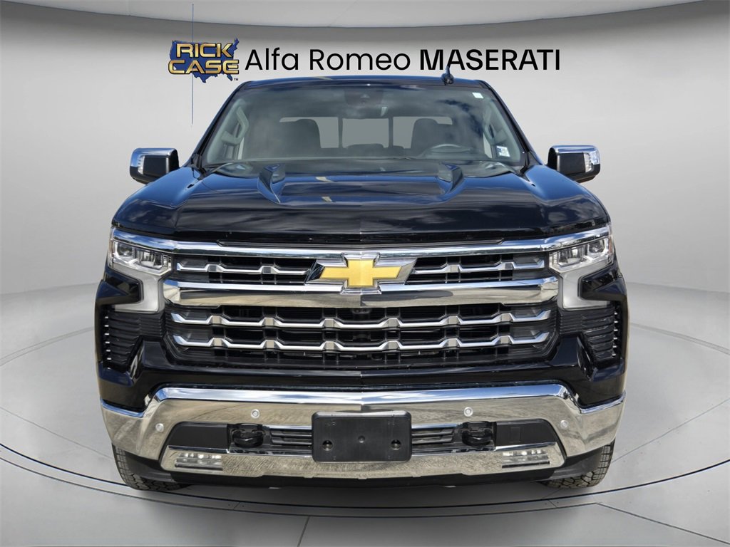 Used 2025 Chevrolet Silverado 1500 LTZ image 4