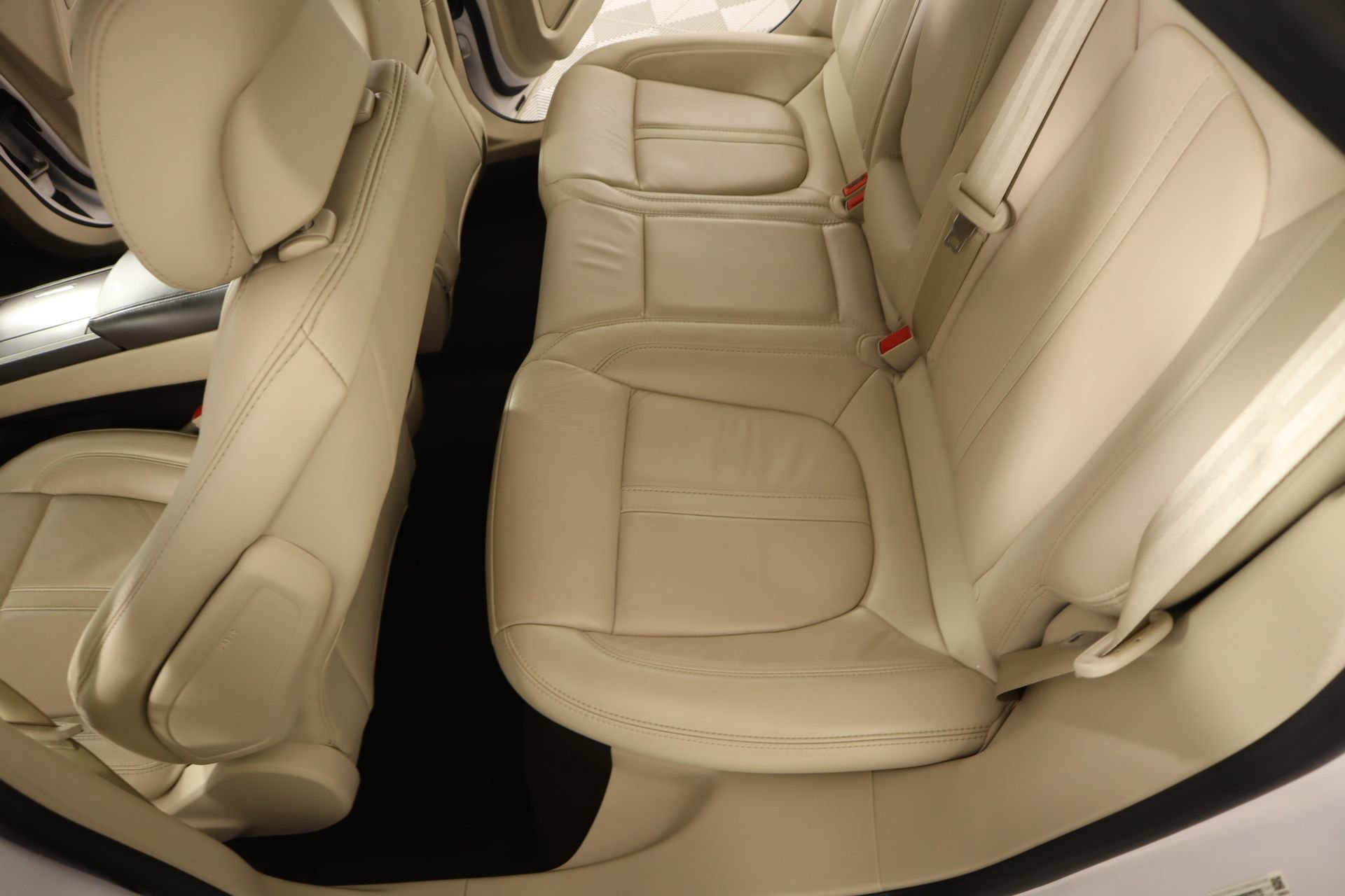 Used 2019 Lincoln MKZ Reserve w/ Reserve Plus Package image 12