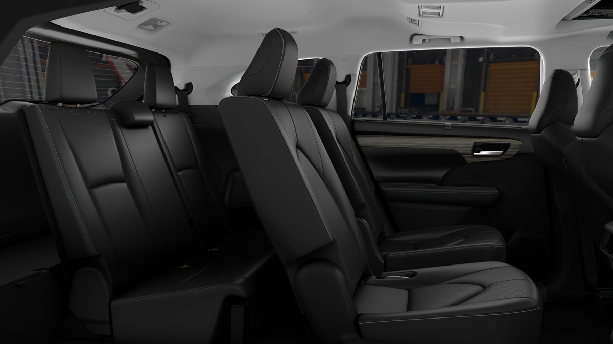 New 2026 Toyota Highlander Limited AWD/4WD image 2
