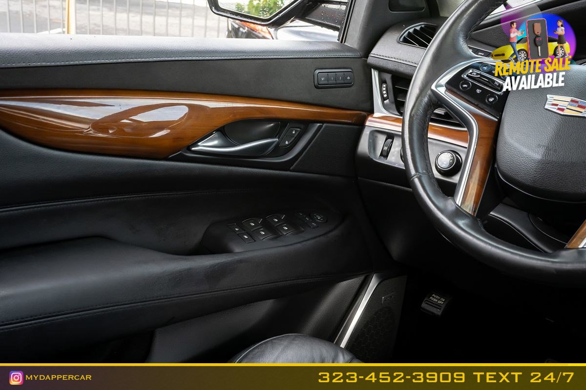 Used 2019 Cadillac Escalade ESV Luxury image 26