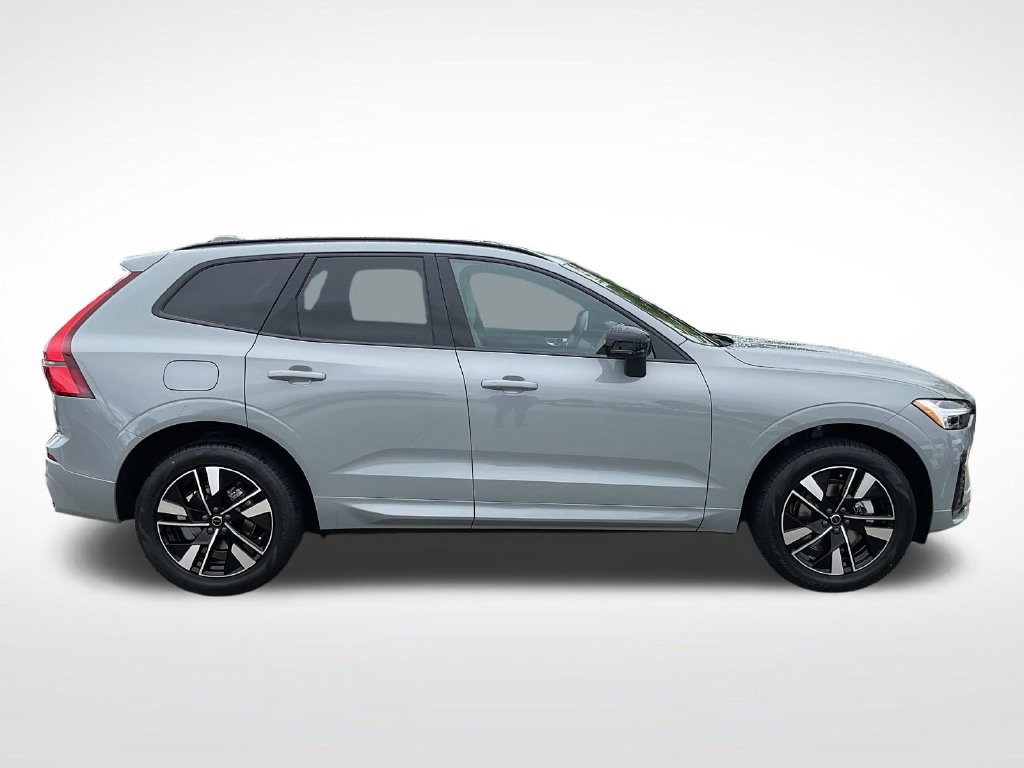 New 2027 Volvo XC60 B5 Core AWD/4WD image 8