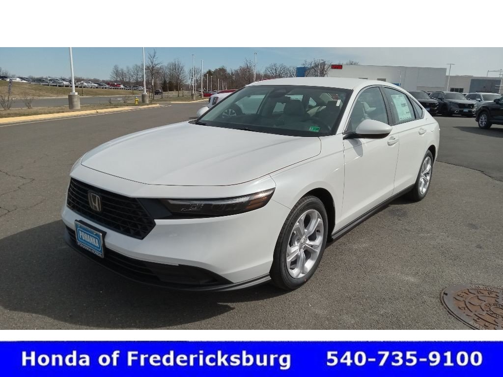 Certified 2025 Honda Accord LX image 3