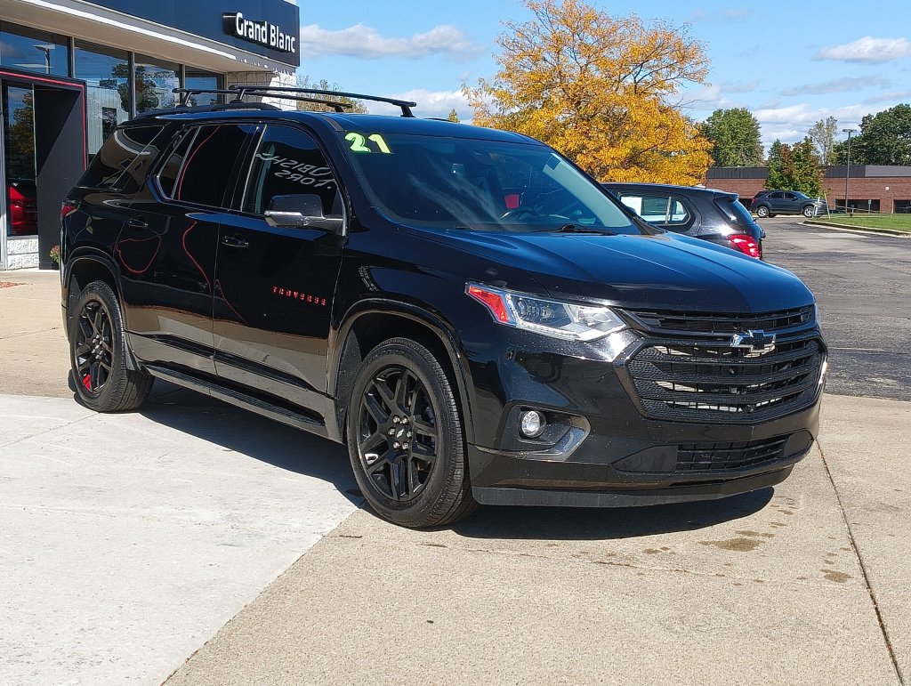 Used 2021 Chevrolet Traverse Premier w/ Redline Edition AWD/4WD image 31
