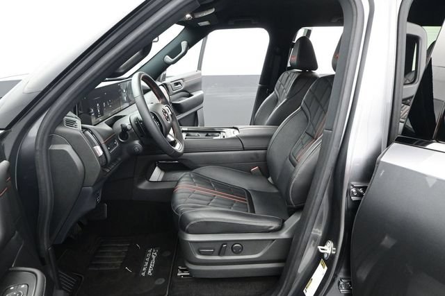 Used 2026 Nissan Armada PRO-4X w/ Captain's Chari Seat Package AWD/4WD image 12