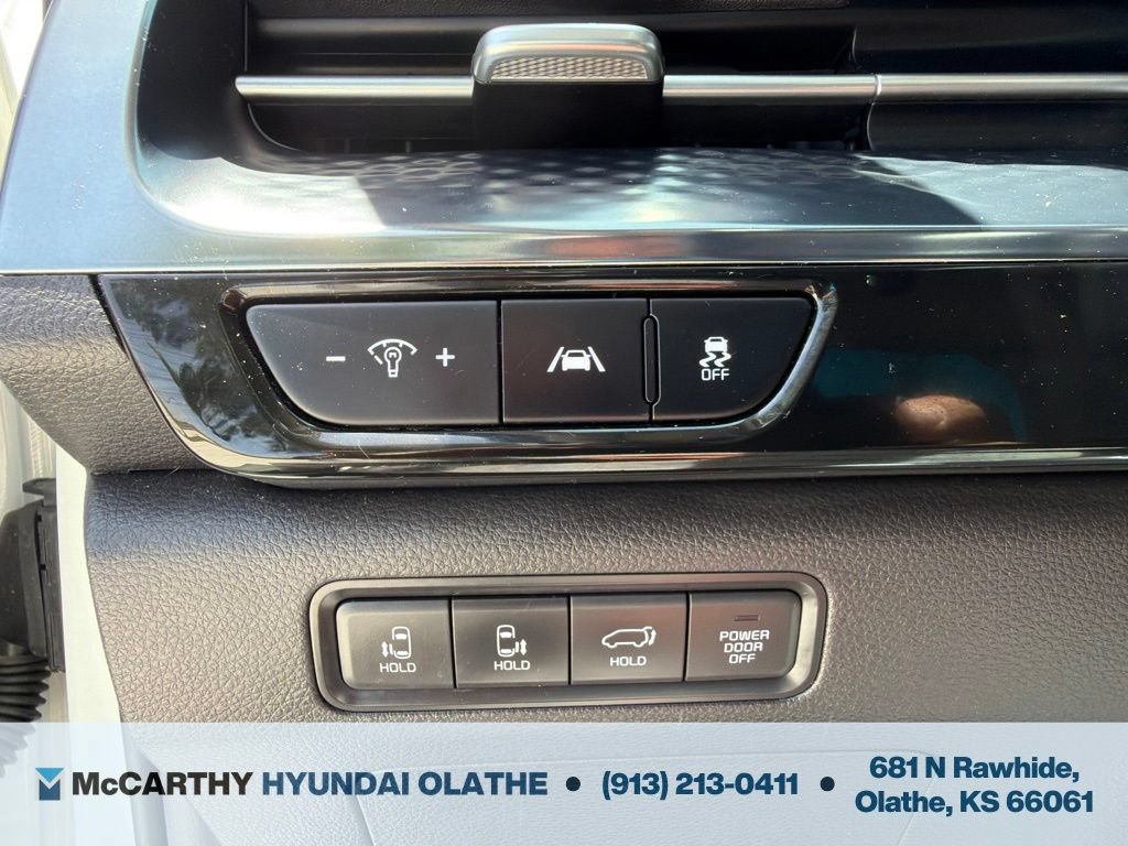 Used 2022 Kia Carnival SX Prestige FWD image 32
